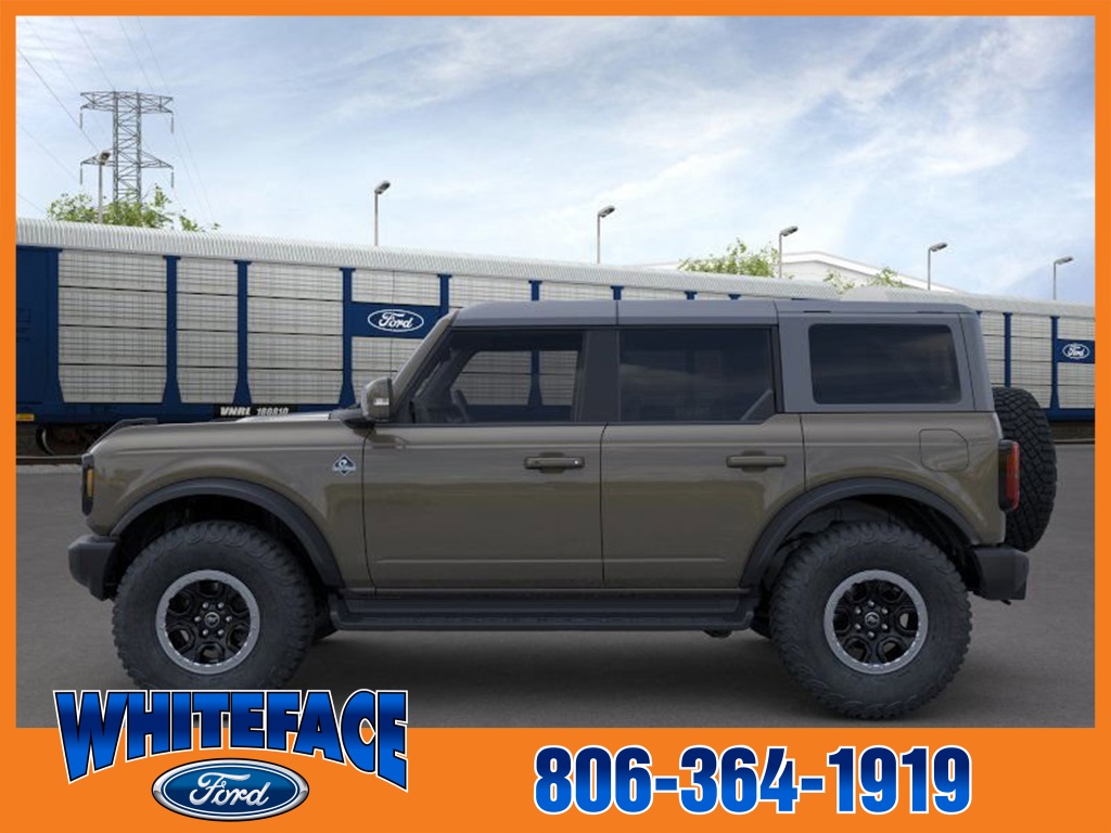2025 Ford Bronco Outer Banks photo 3