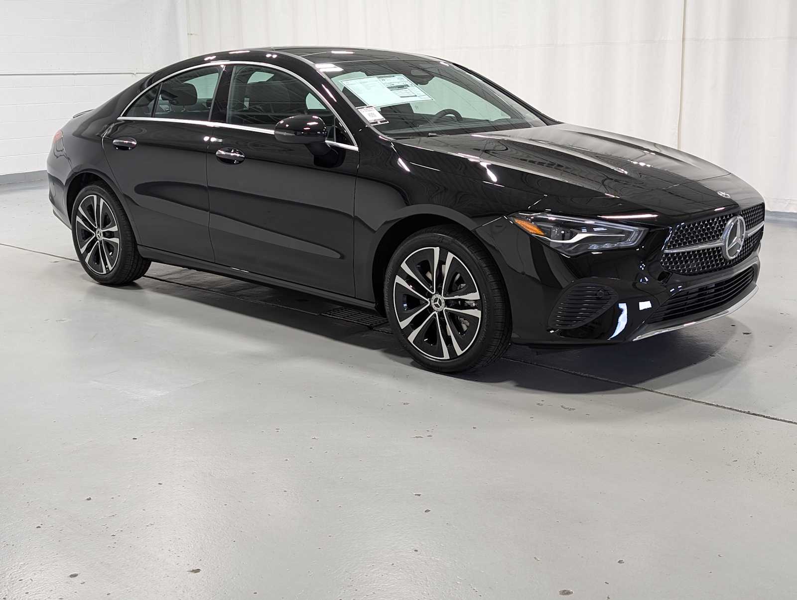 2025 Mercedes Benz CLA 250 4MATIC photo 4