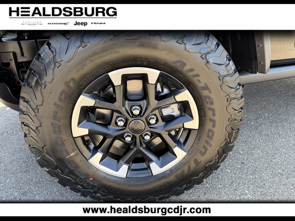 2025 Jeep Wrangler Rubicon photo 20