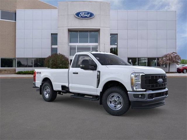 2025 Ford F-350 photo 7