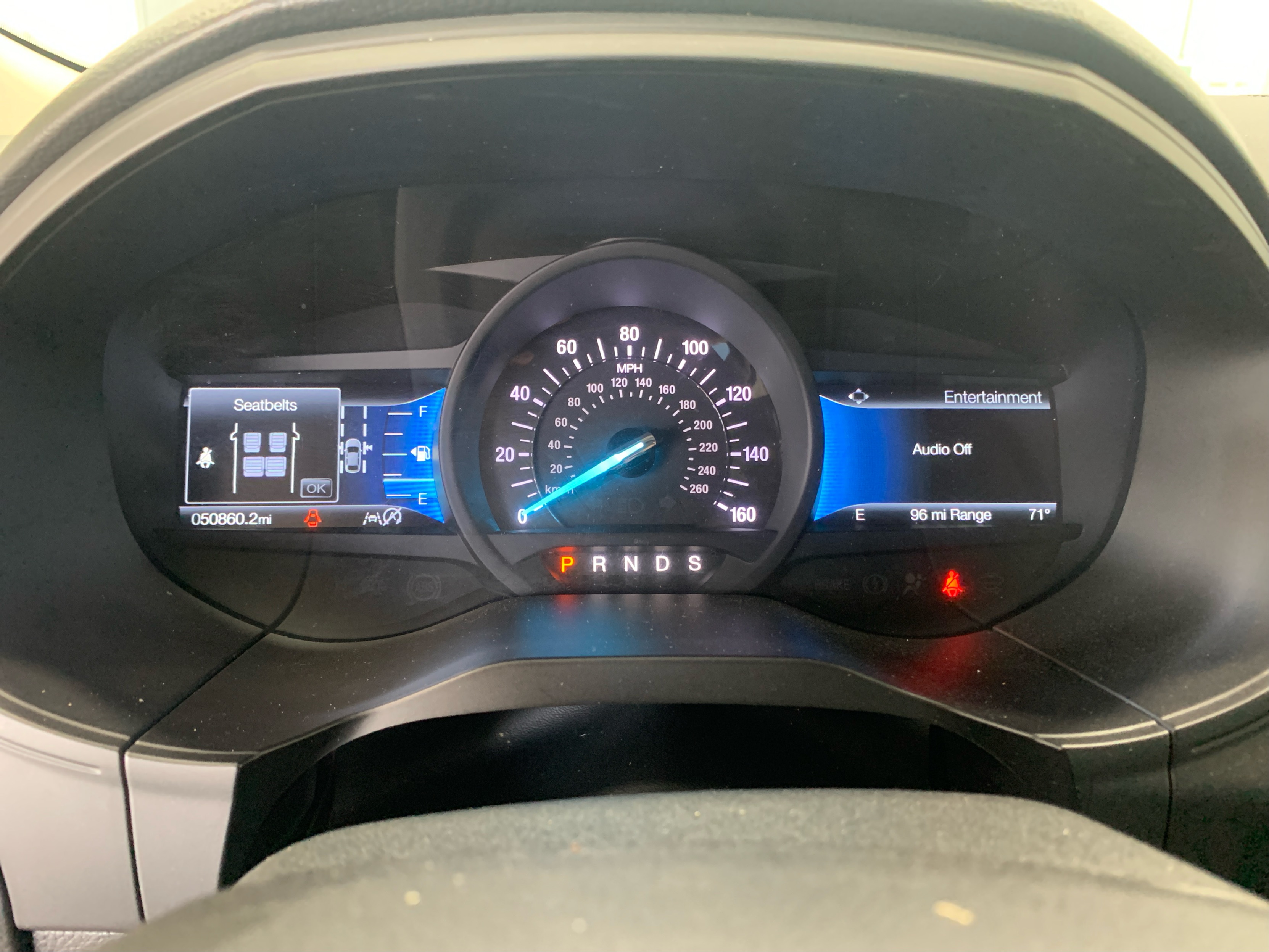 2024 Ford Edge Titanium photo 9