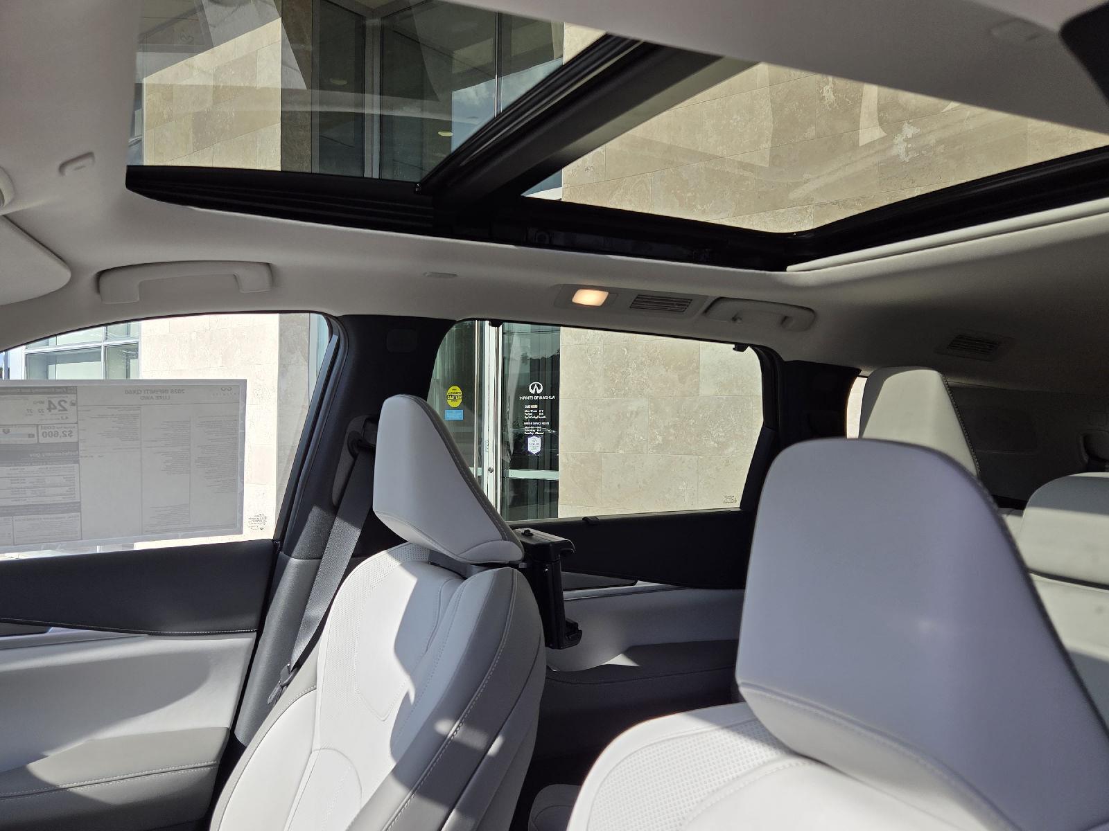 2026 Infiniti QX60 Luxe AWD photo 7