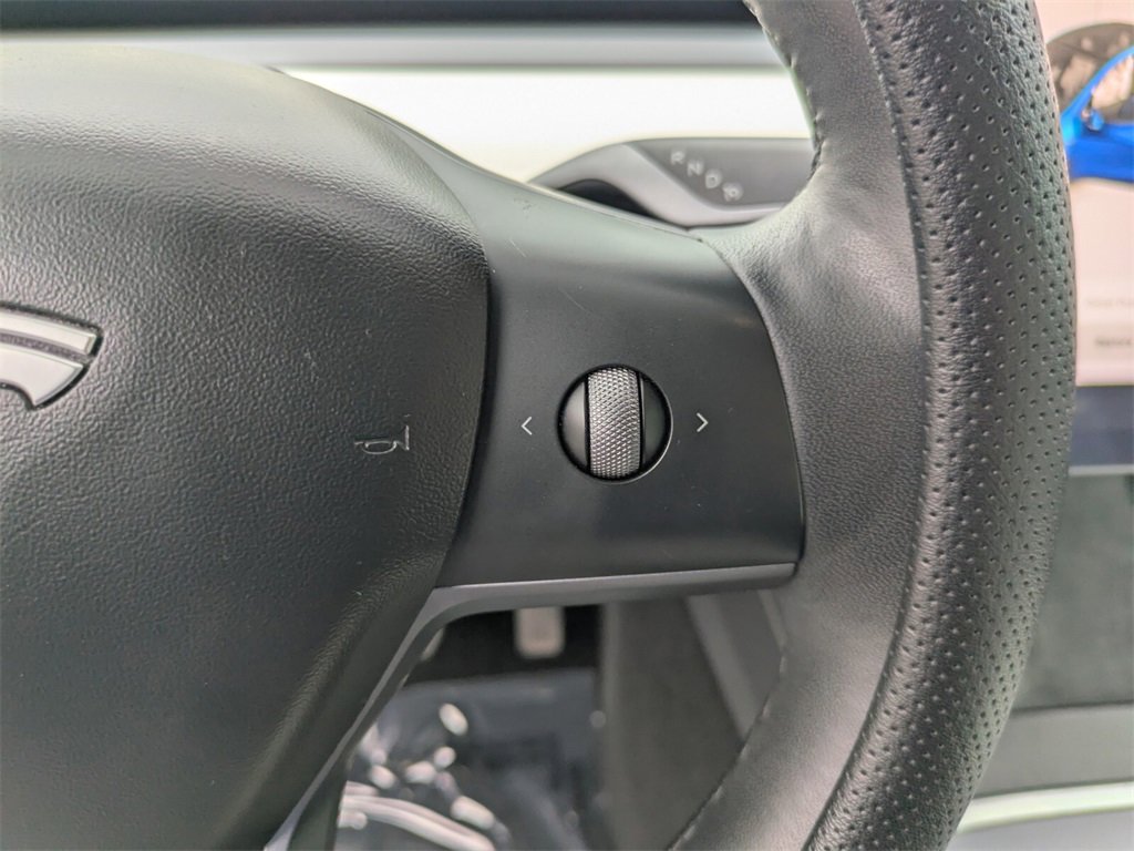 2021 Tesla Model Y Long Range photo 21