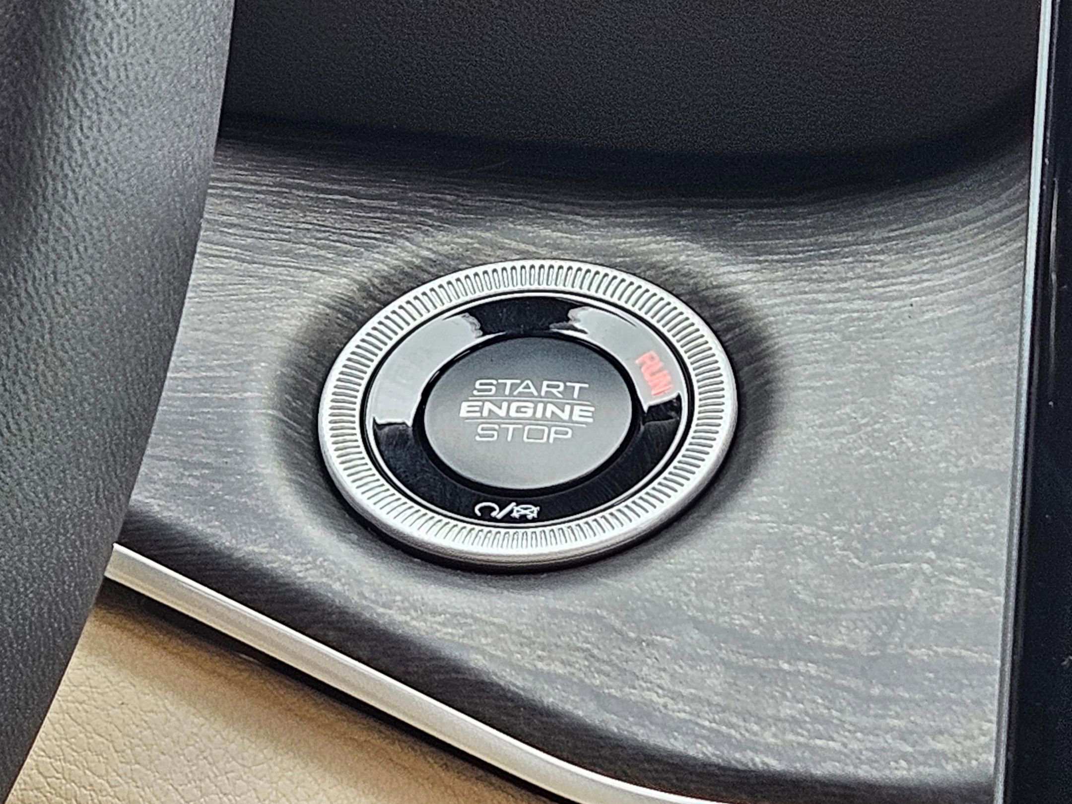 2025 Jeep Grand Cherokee Limited photo 13