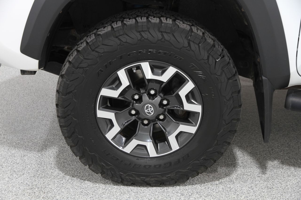2020 Toyota Tacoma TRD Off-Road photo 18