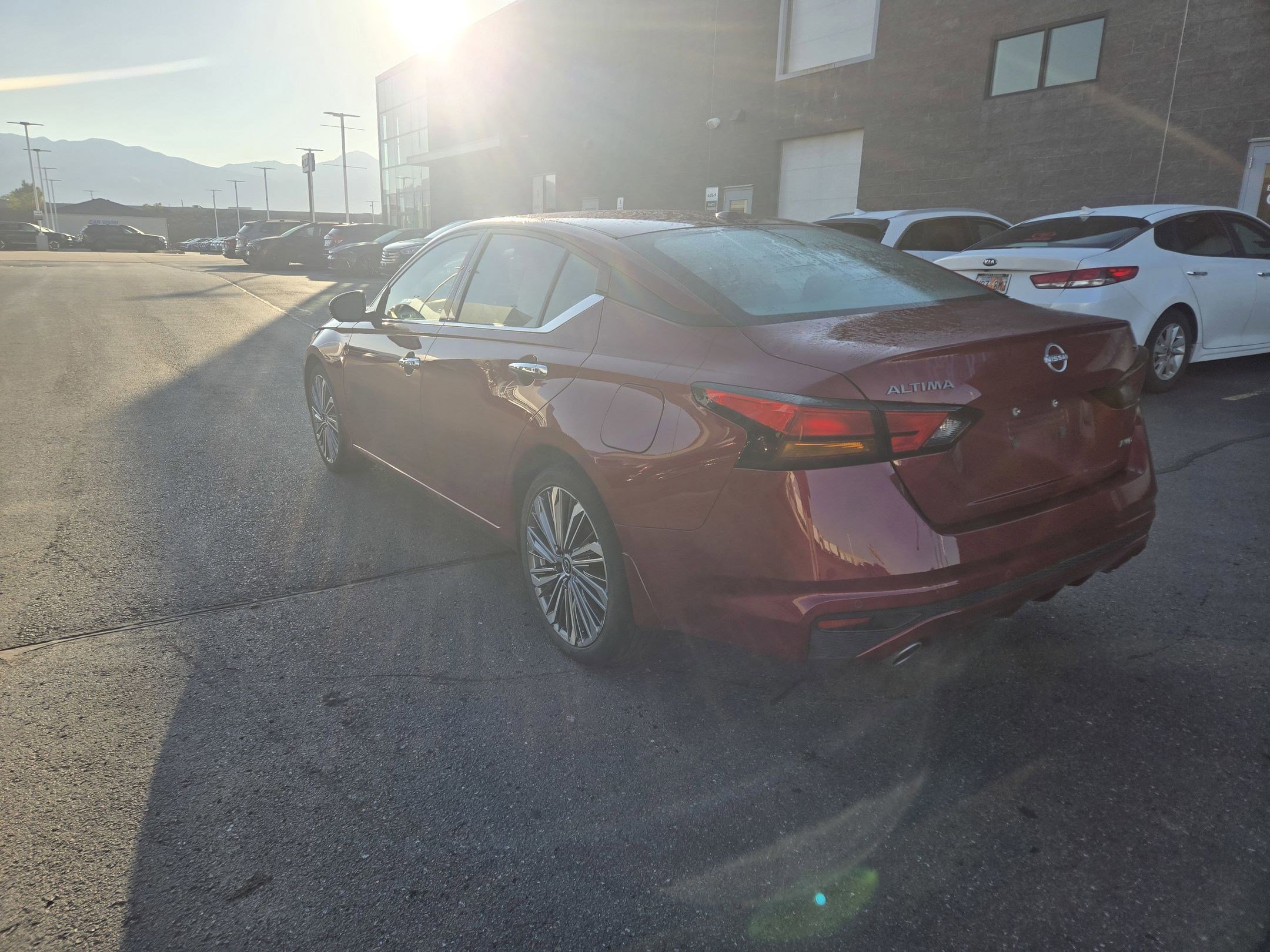 2024 Nissan Altima 2.5 SL photo 3