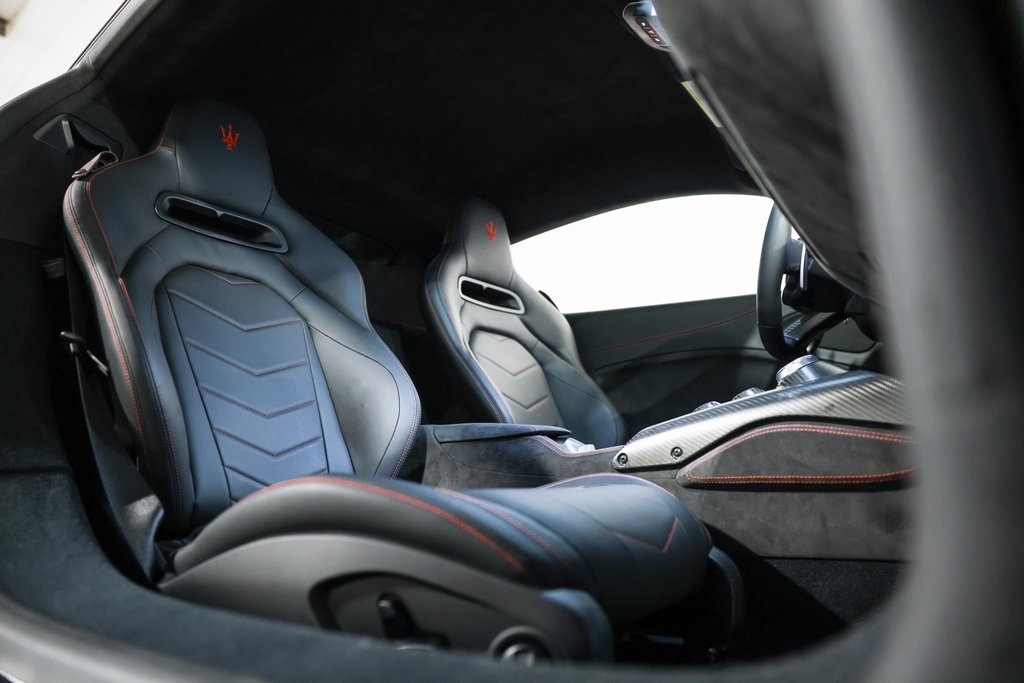 2022 Maserati MC20 Base photo 21