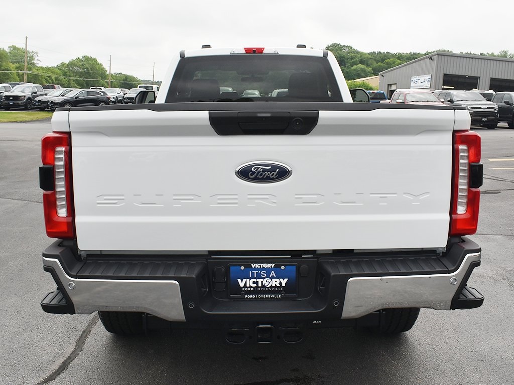 2025 Ford F-350 XLT photo 25