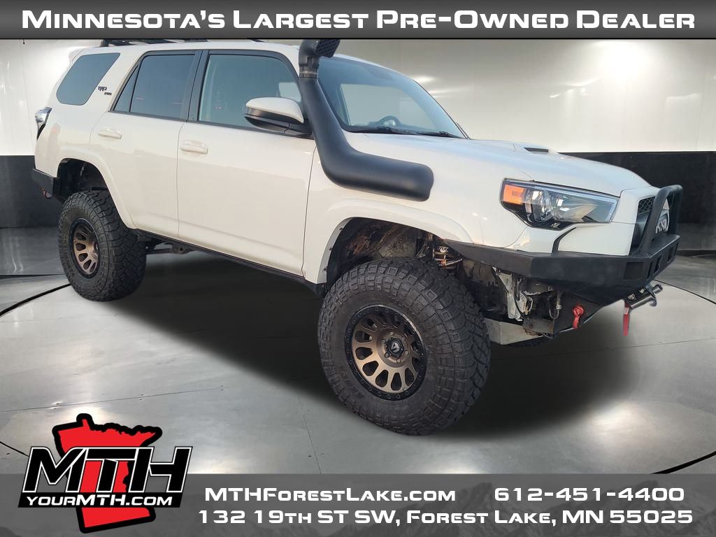 2019 Toyota 4Runner TRD Off-Road's photo
