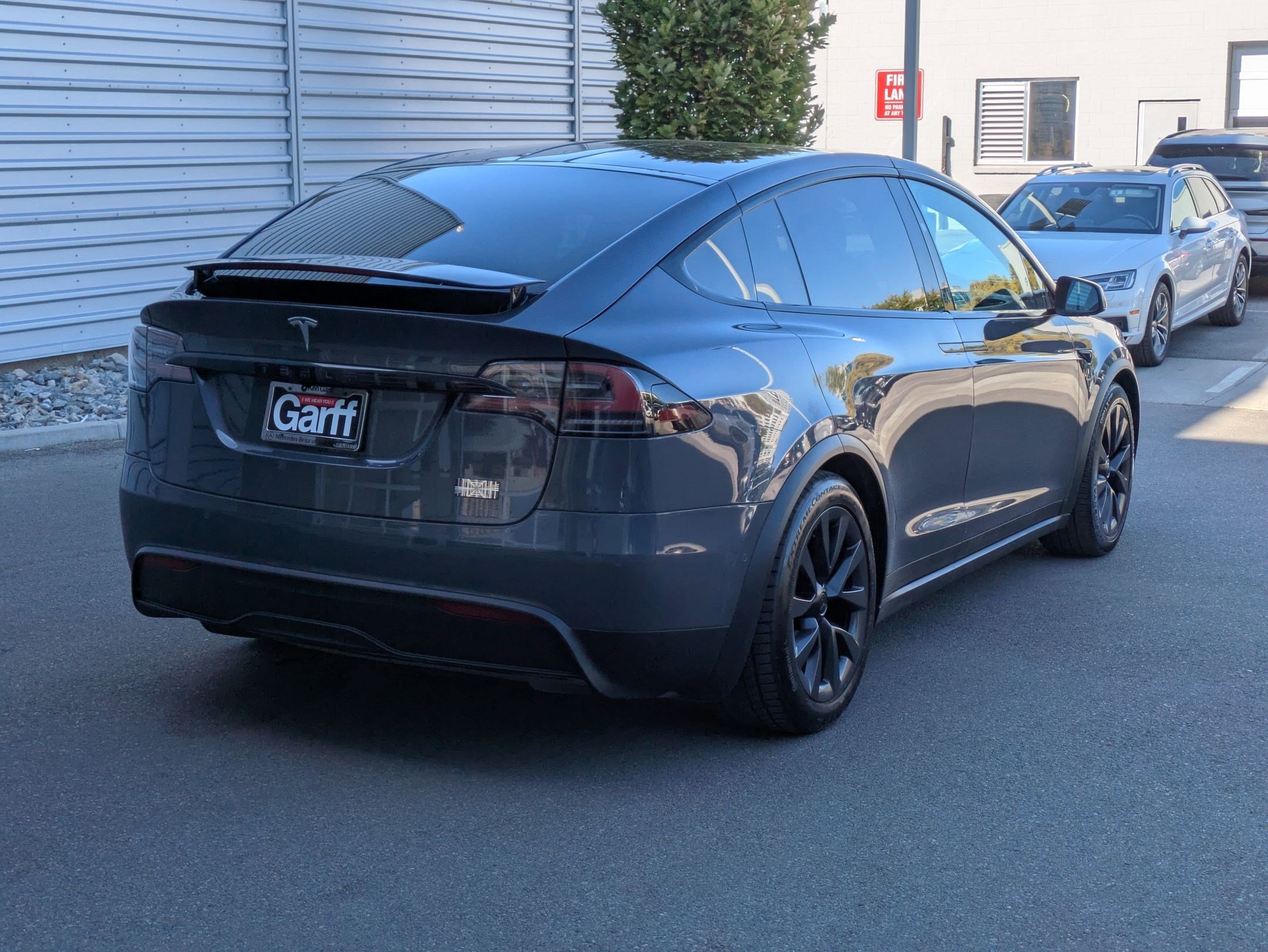 2022 Tesla Model X Plaid photo 3