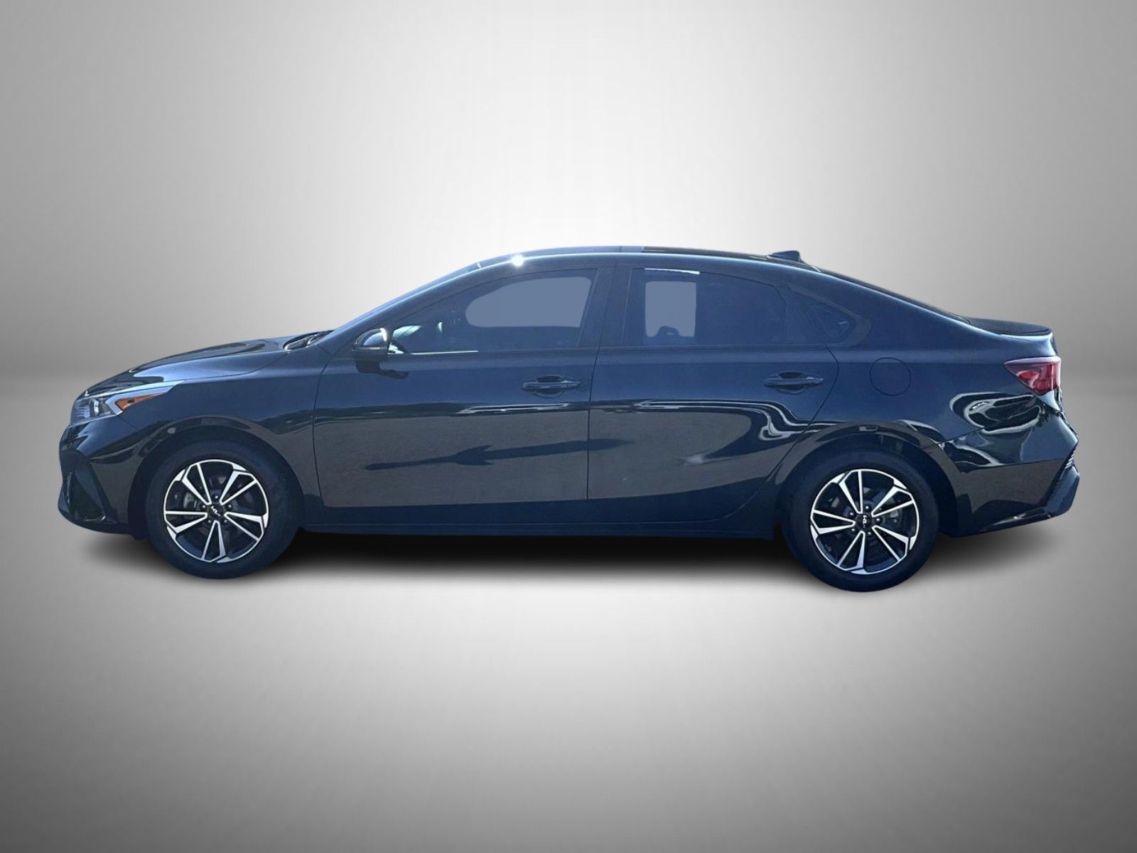 2023 Kia Forte LXS photo 8