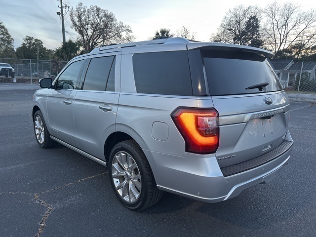 2019 Ford Expedition Platinum photo 2