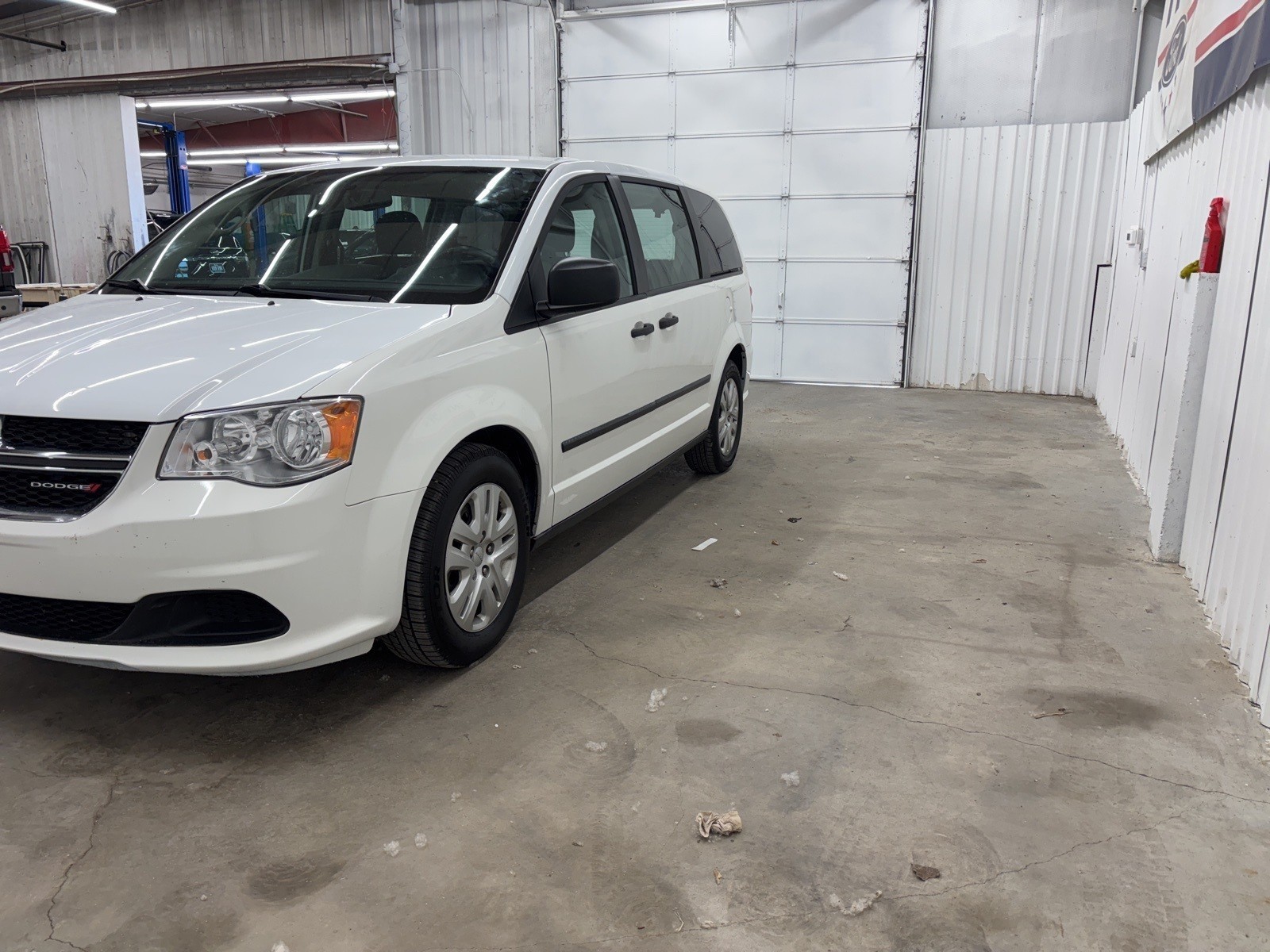 2016 Dodge Grand Caravan SE photo 4
