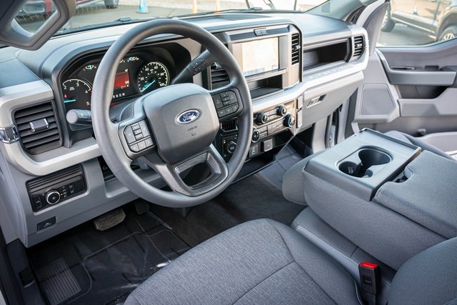 2026 Ford F-350 XL photo 14