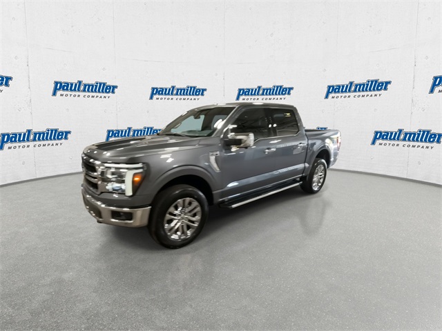 2025 Ford F-150 Lariat photo 4