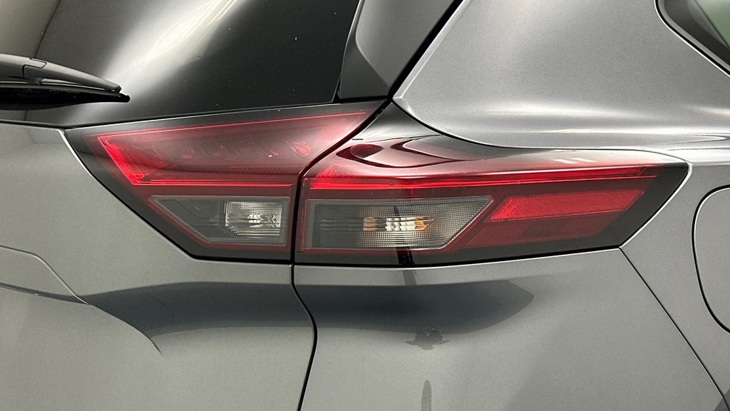 2026 Nissan Rogue SV photo 21