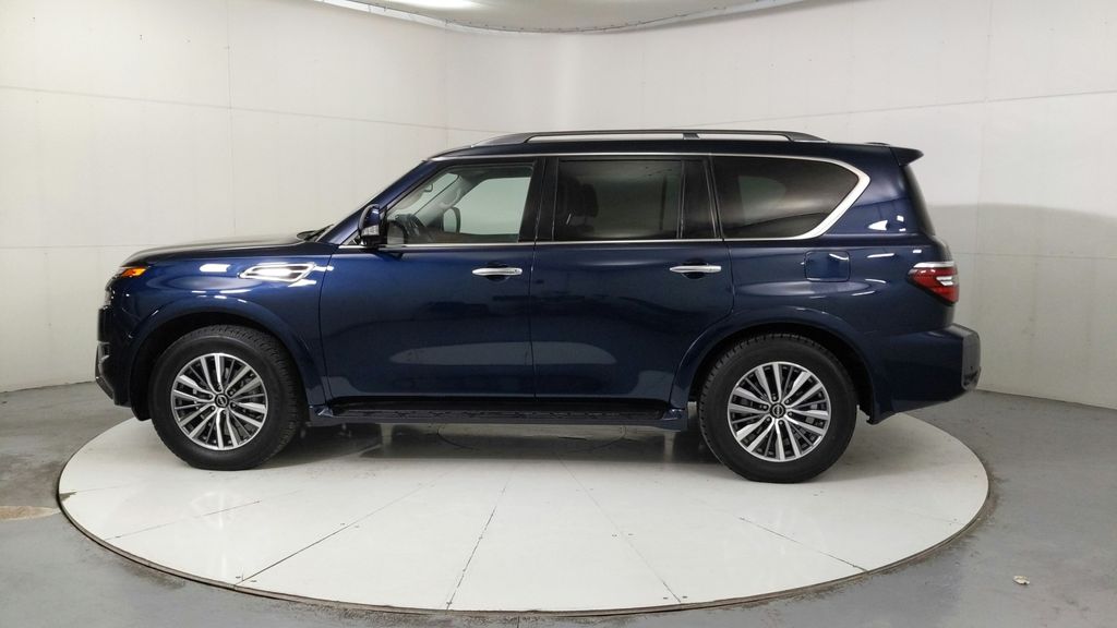 2023 Nissan Armada SL photo 2