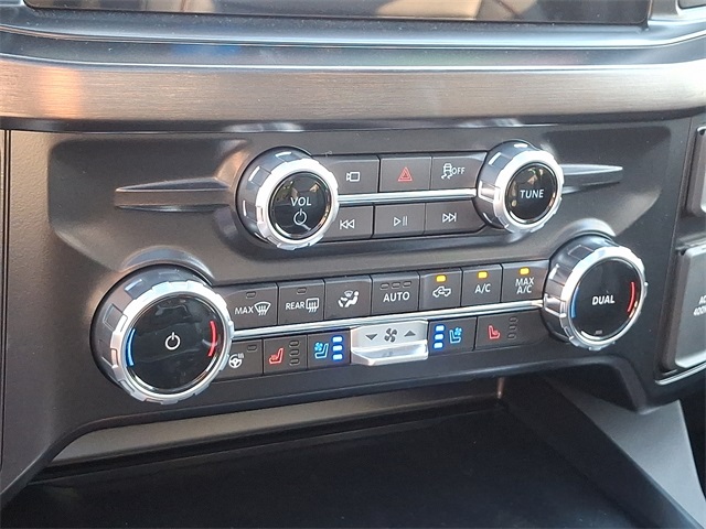 2025 Ford F-350 Lariat photo 11
