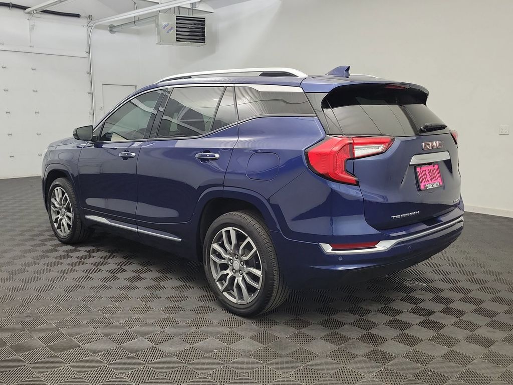 2022 Gmc Terrain Denali photo 3