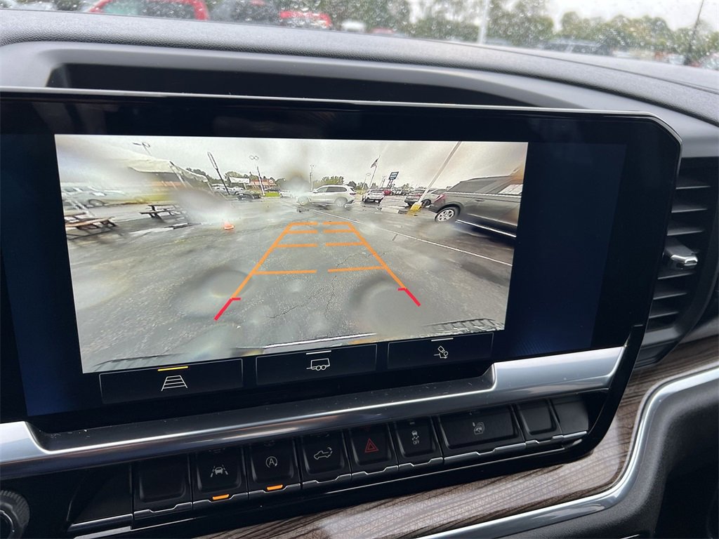 2023 Chevrolet Silverado 1500 LT photo 13