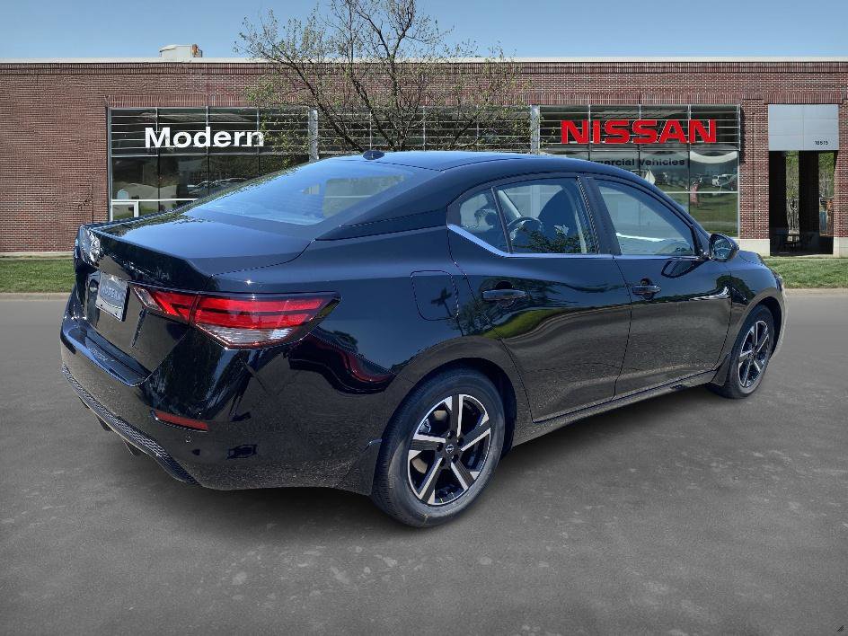 2025 Nissan Sentra SV photo 4