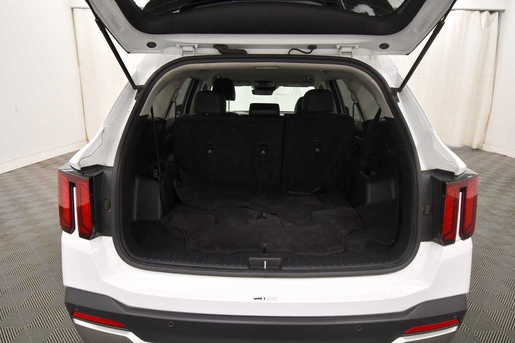 2024 Kia Sorento S photo 4