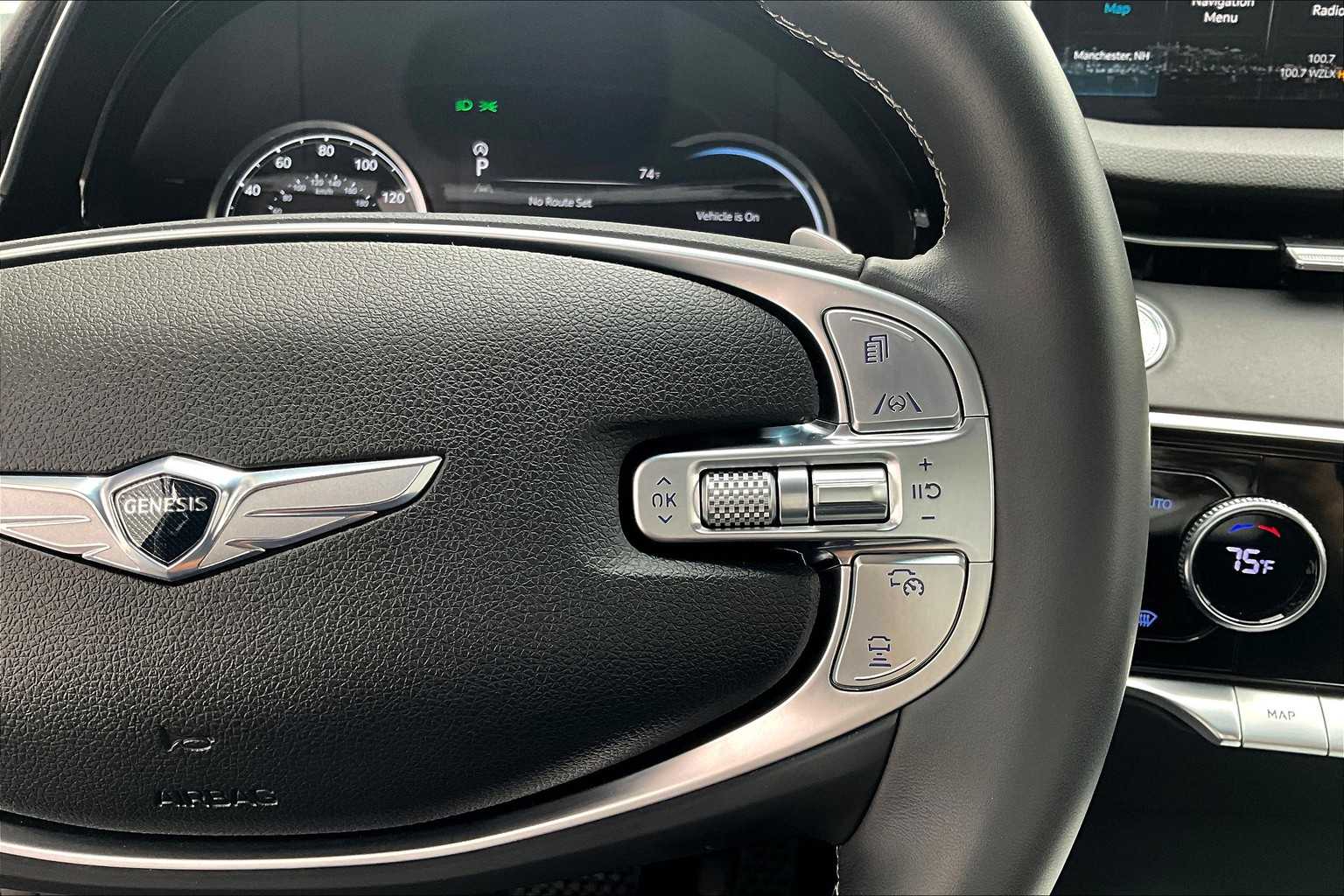 2025 Genesis GV70 2.5T photo 22