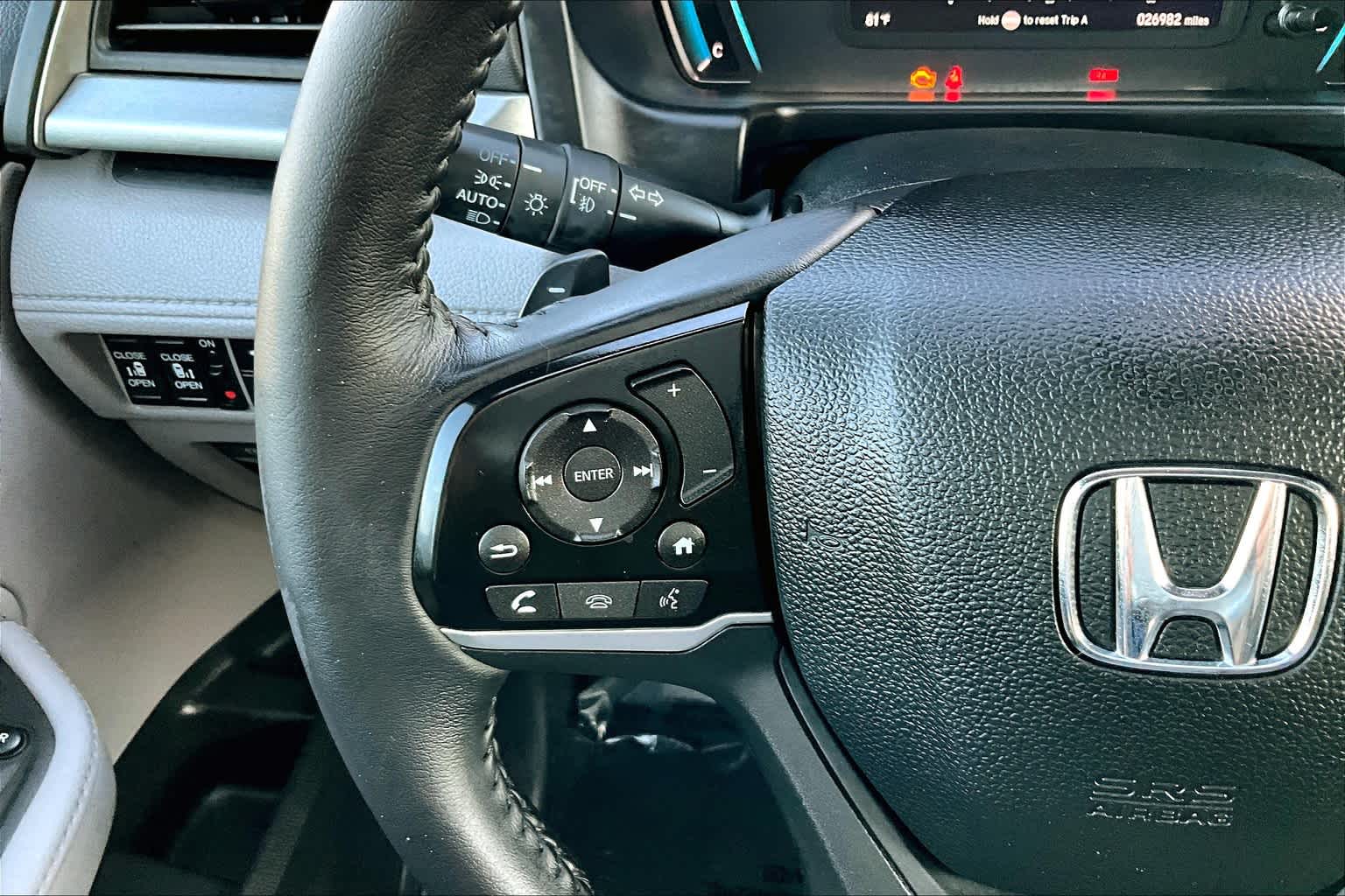 2019 Honda Odyssey Touring photo 22