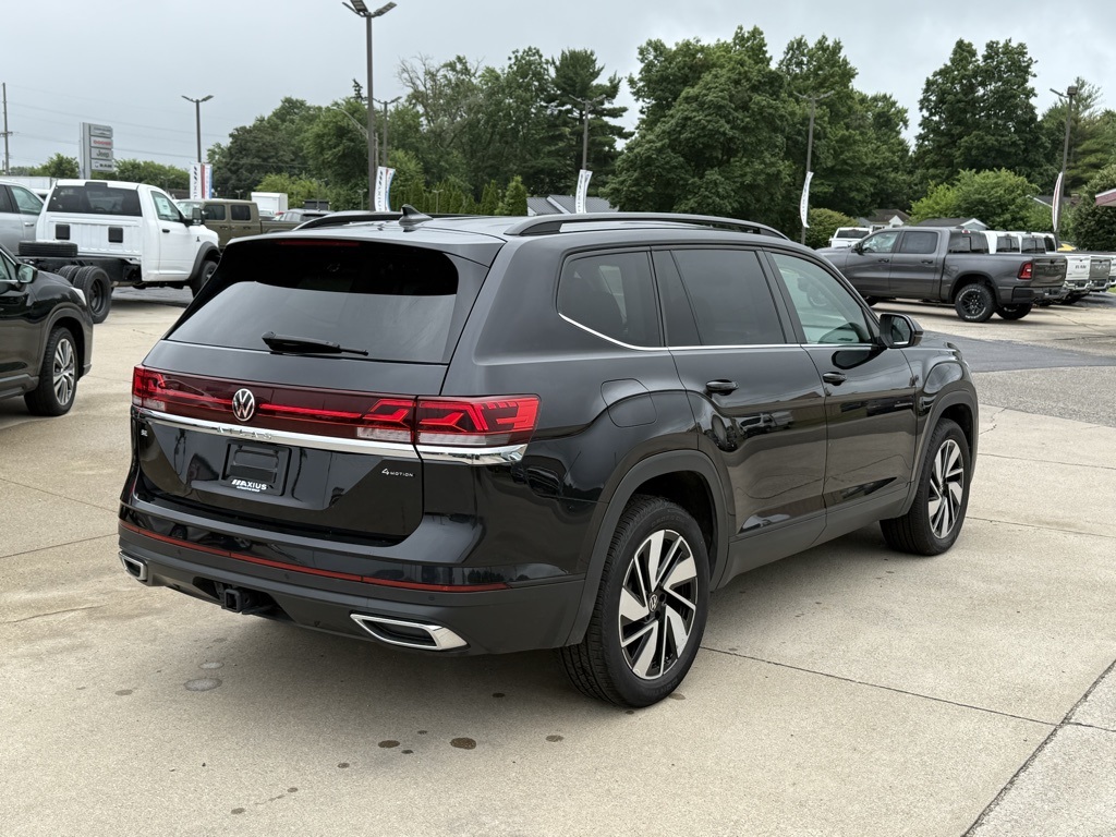 2024 Volkswagen Atlas SE Technology photo 6