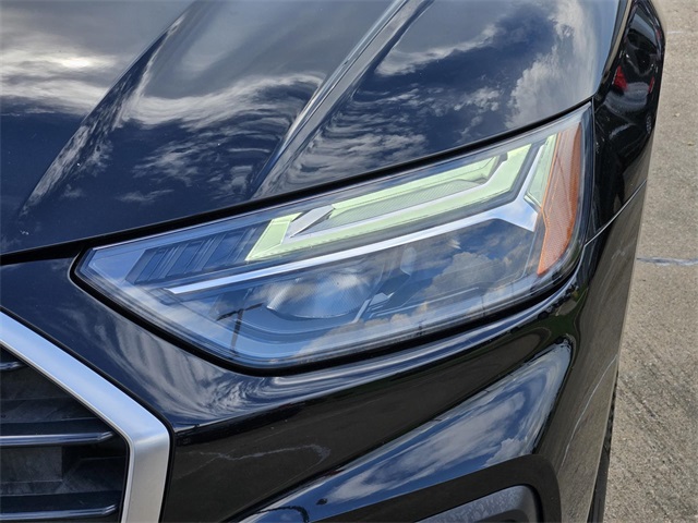 2021 Audi Q5 45 Premium photo 6
