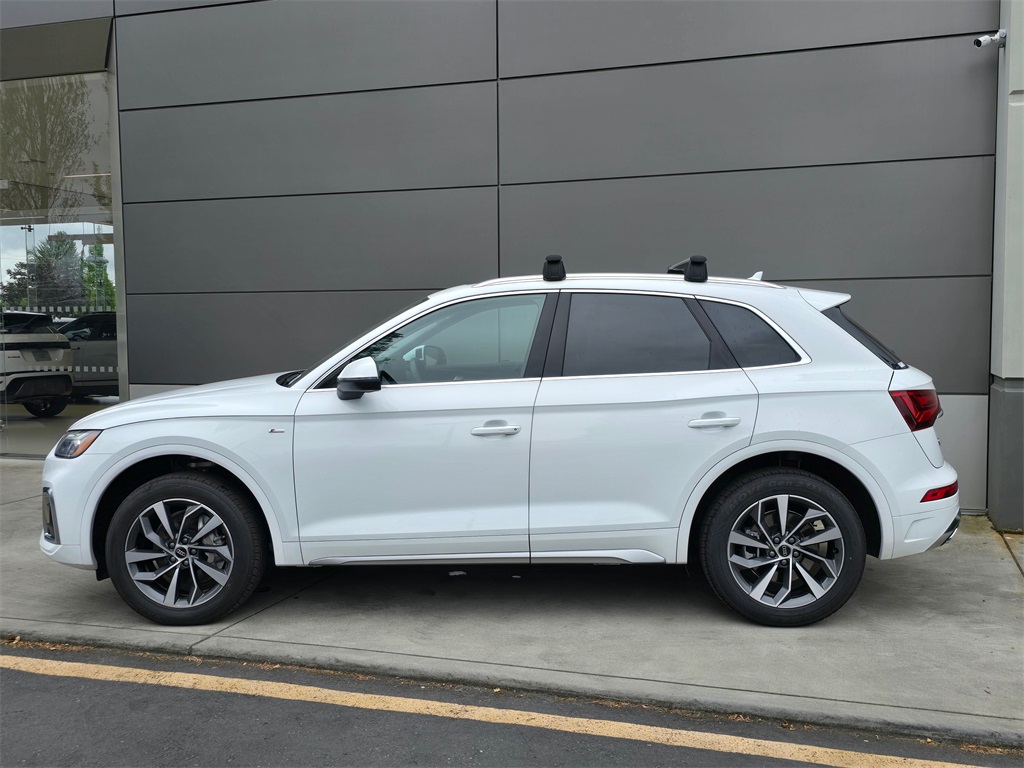 2024 Audi Q5 45 S line Premium Plus photo 4