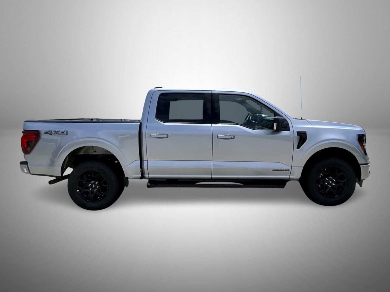 2025 Ford F-150 XLT photo 4