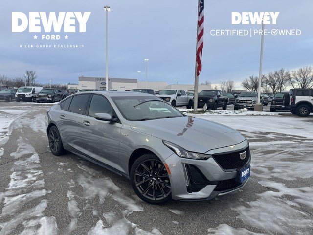 2023 Cadillac CT5 V-Series's photo