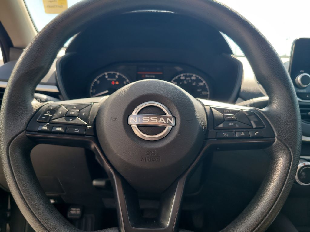 2024 Nissan Altima 2.5 S photo 11