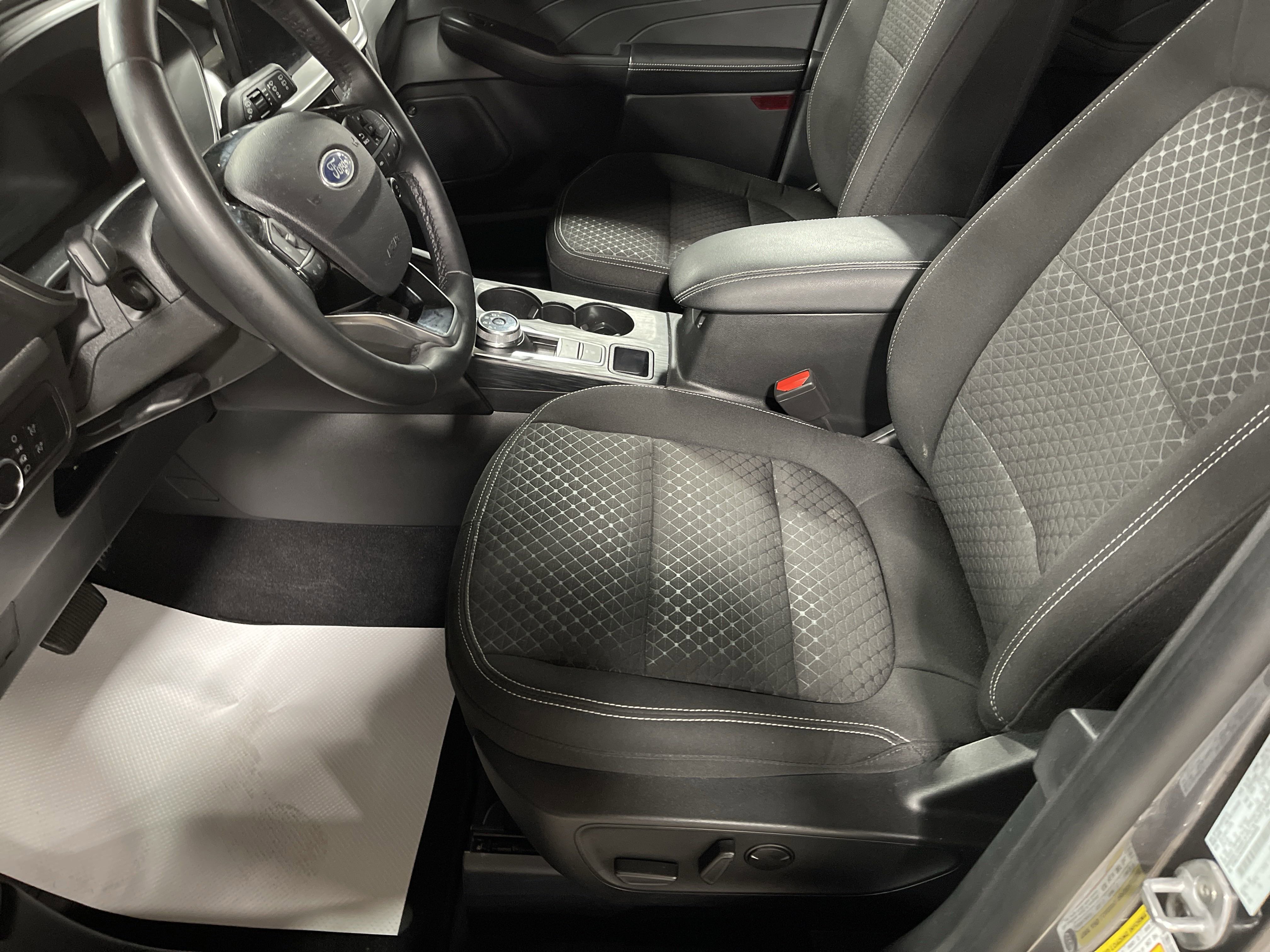 2023 Ford Escape Active photo 3