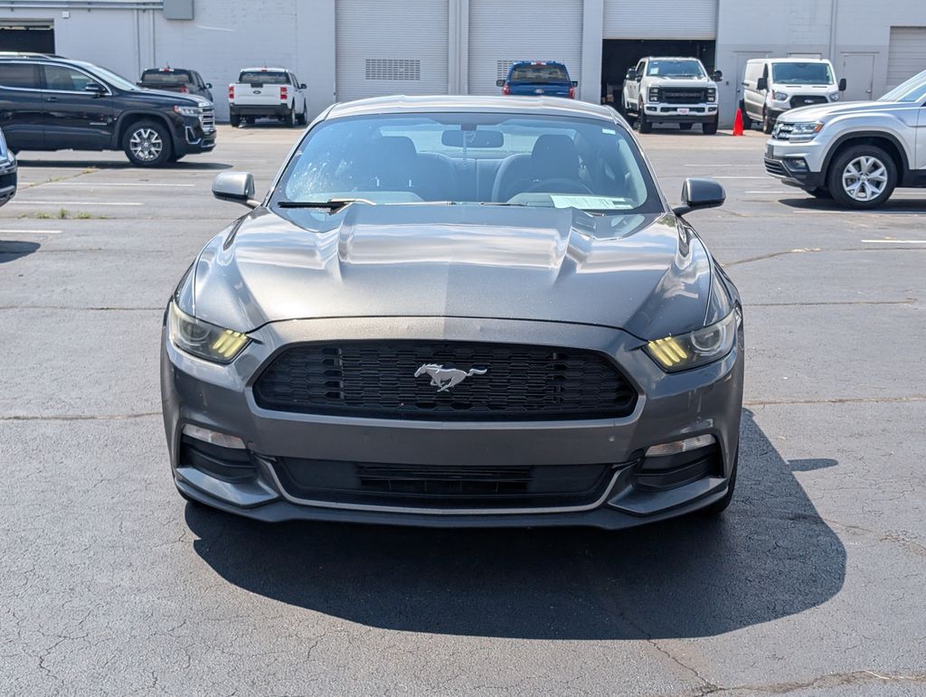 2016 Ford Mustang V6 photo 2