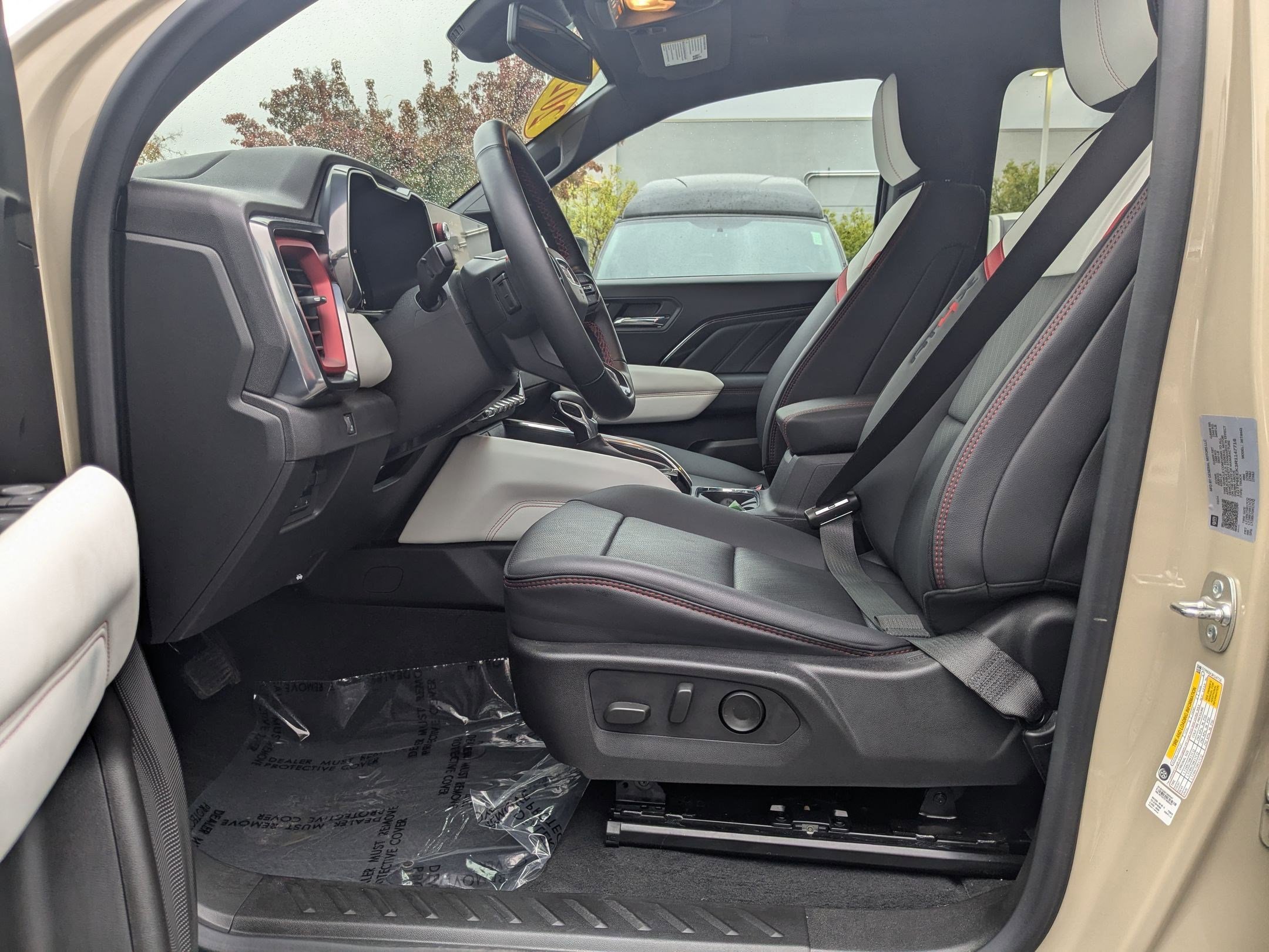 2024 Gmc Canyon AT4X photo 16