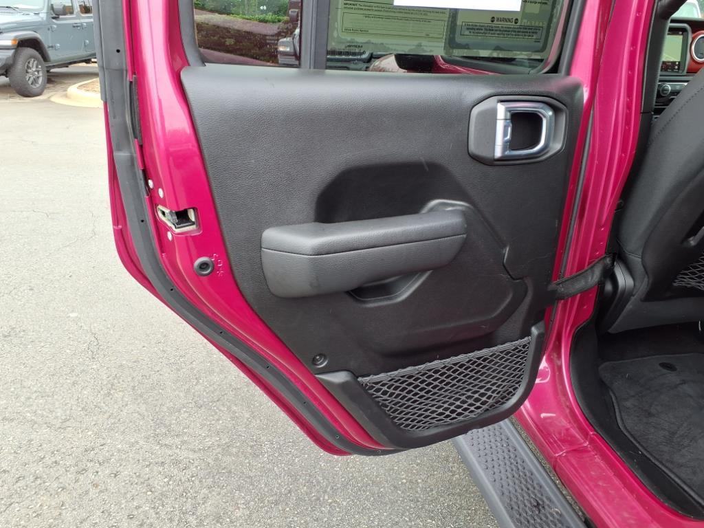 2022 Jeep Wrangler Unlimited Rubicon photo 27