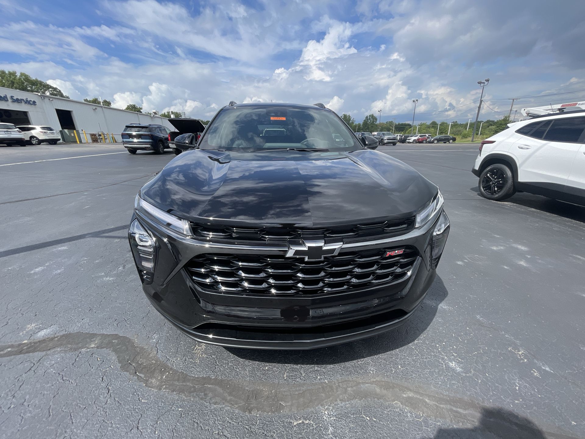 2025 Chevrolet Trax photo 3