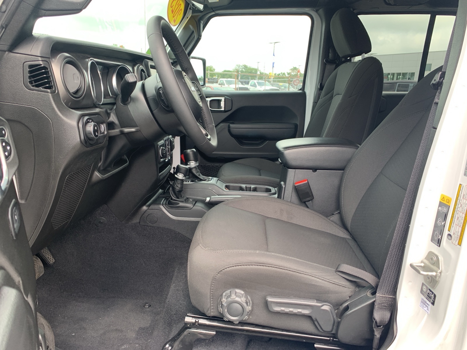2023 Jeep Gladiator Sport photo 11