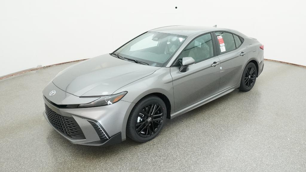 2026 Toyota Camry SE's photo