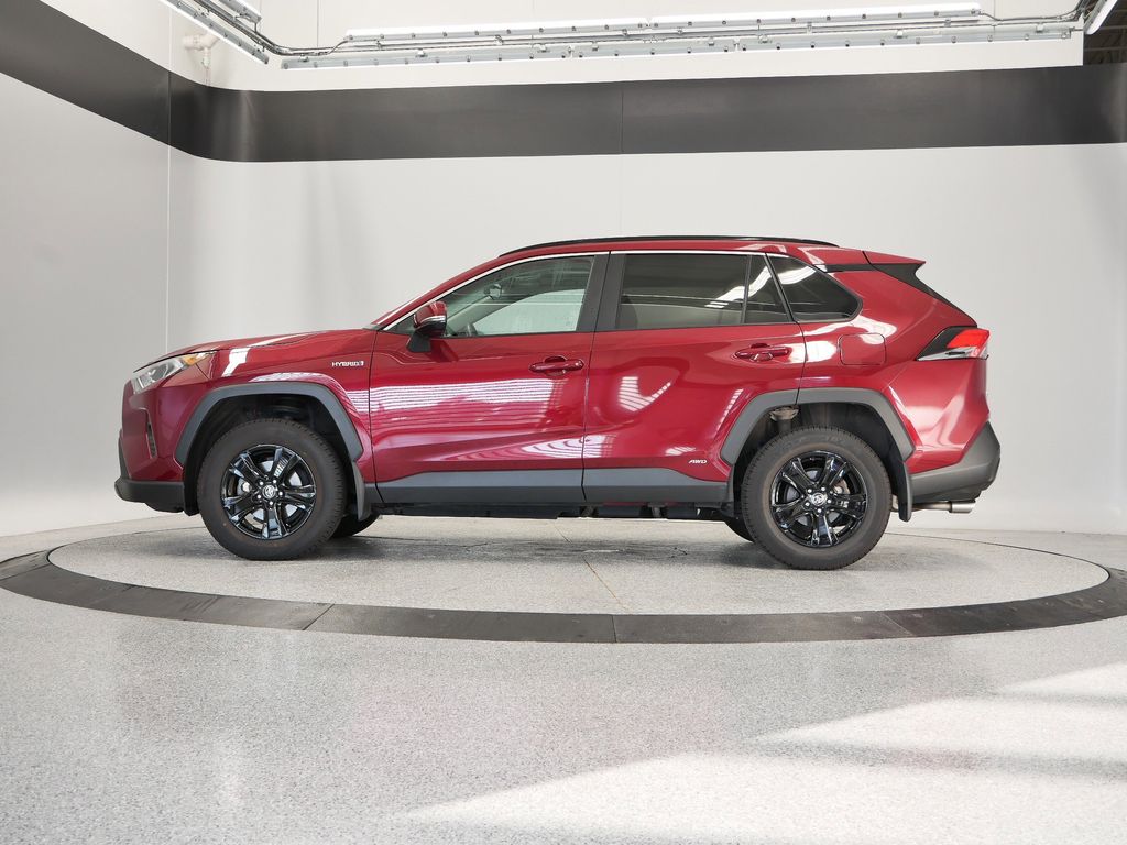 Used 2021 Toyota RAV4 XLE with VIN 2T3R6RFV6MW013043 for sale in Coon Rapids, Minnesota