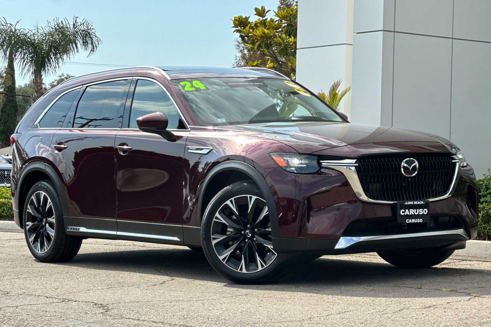 2024 Mazda CX-90 Premium Plus photo 2