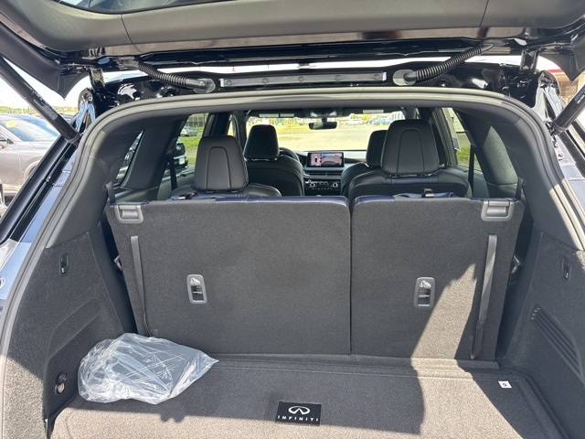 2026 Infiniti QX60 AWD photo 6