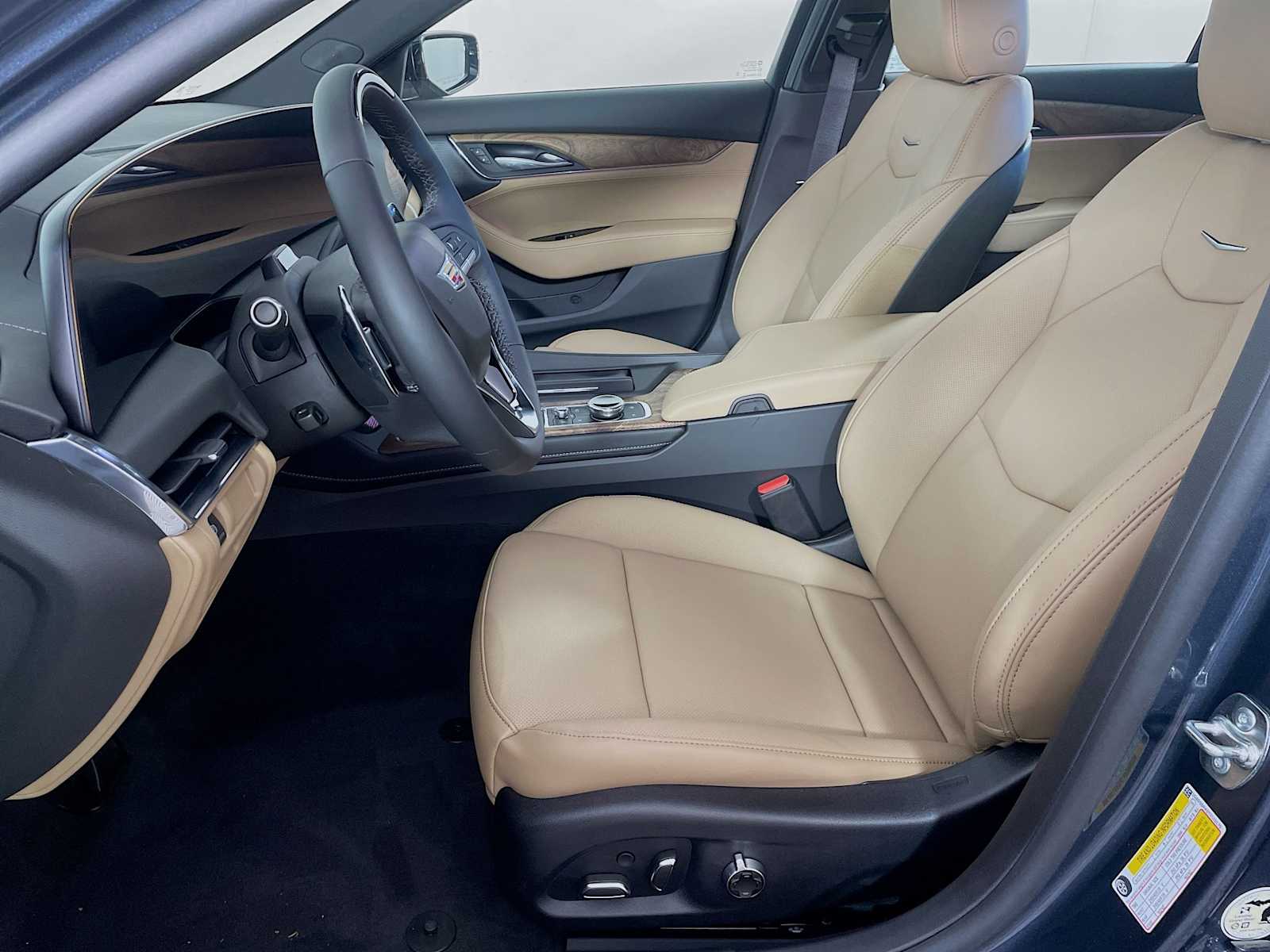 2026 Cadillac CT5 Premium Luxury photo 4