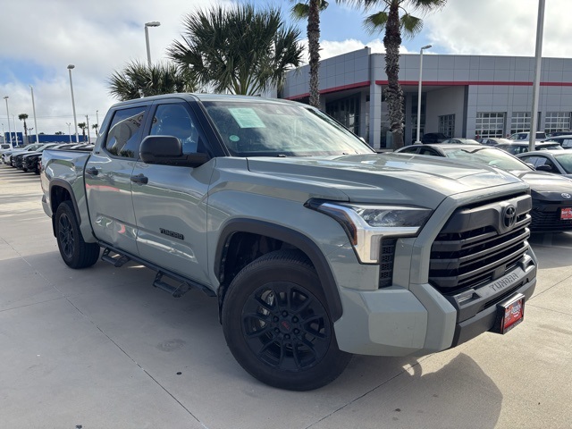 2024 Toyota Tundra SR5's photo