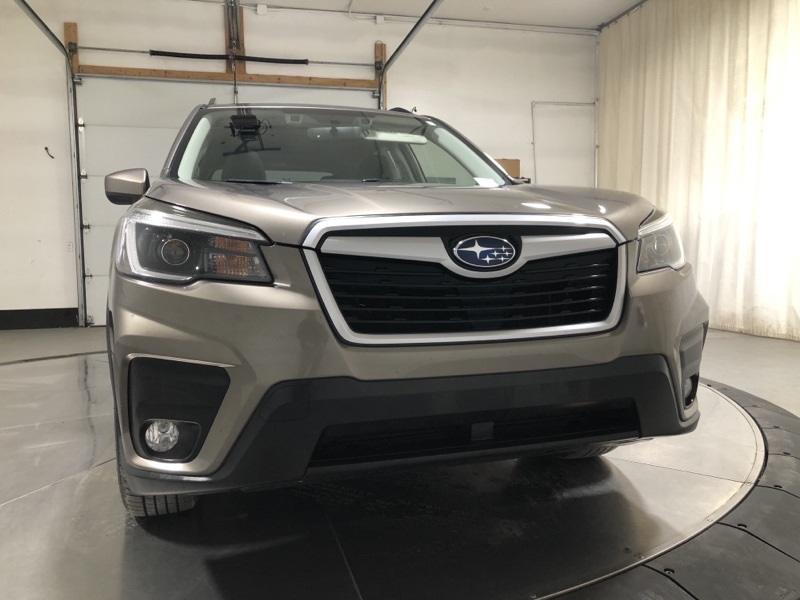 2021 Subaru Forester Premium photo 2