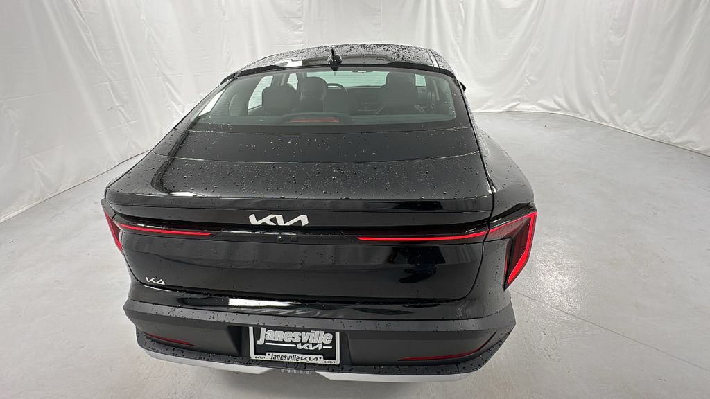 2025 Kia K4 LXS photo 4