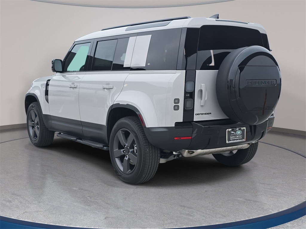 2026 Land Rover Defender 110 S photo 4