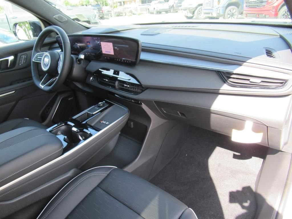 2026 Buick Enclave Sport Touring photo 10